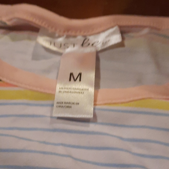 JUST BE ...LADIES 🚺  TWIST FRONT RAGLAN  TEE. - Picture 4 of 4